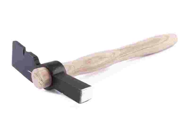 Kladivo zednick d. nsada 600g